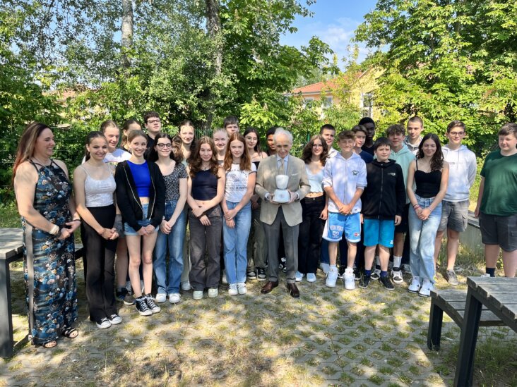 José Carreras besucht die Schule von Niklas