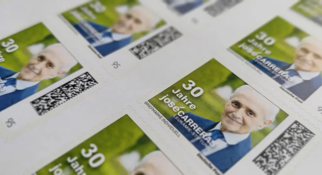 Briefmarke José Carreras Leukämie Stiftung 2025