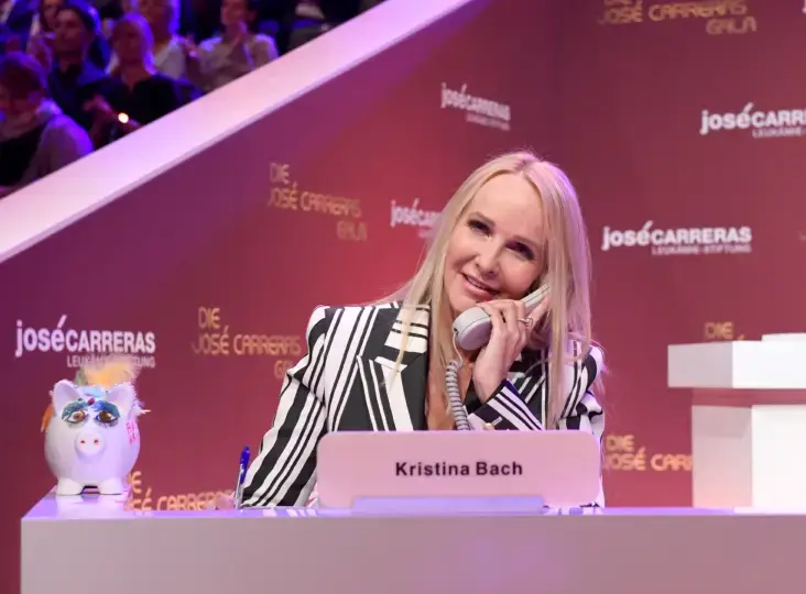 2018_CarrerasGala_KristinaBach_Spendentelefon_Foto-ASP