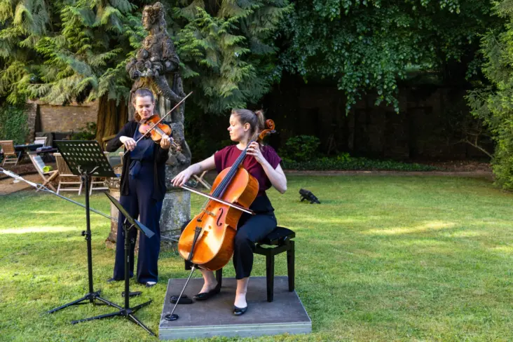 Musikerinnen Ania und Sophie Druml